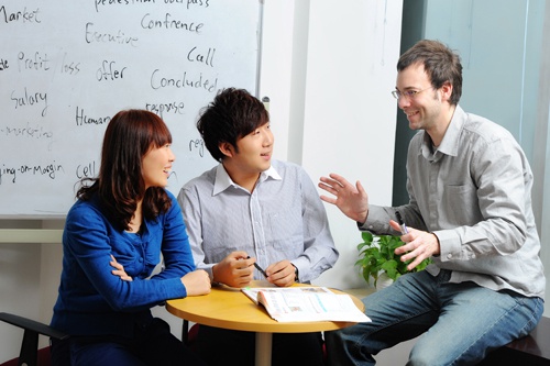 成人高考外語考試技巧有哪些？報考條件是怎樣的